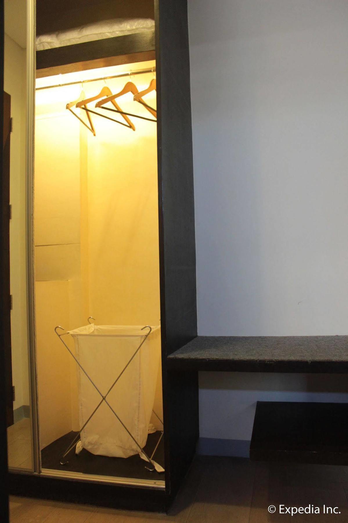 Segara Suites Olongapo Zewnętrze zdjęcie
